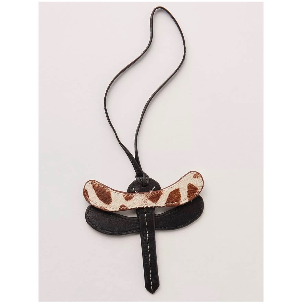 Free People Dragonfly Bag Charm Keychain Leather
Cowhide Black NEW Western
Boho